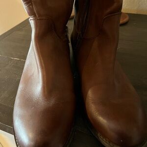 Women's winter boot size 7